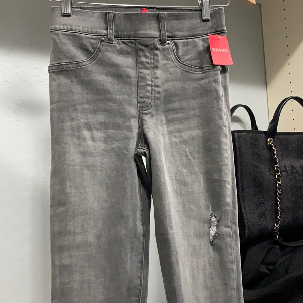 New Spanx Distressed Skinny Jeans Vintage Grey